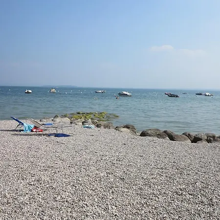 Camping Delle Rose 2*
