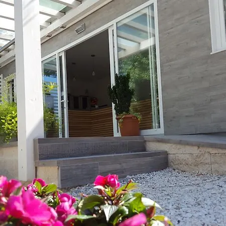 Delle Rose Moniga del Garda